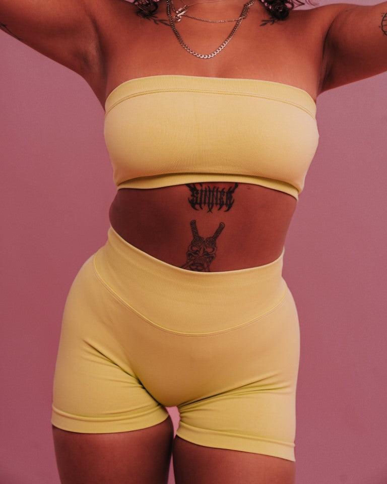 SORBET BOOTY SHORTS - LIME