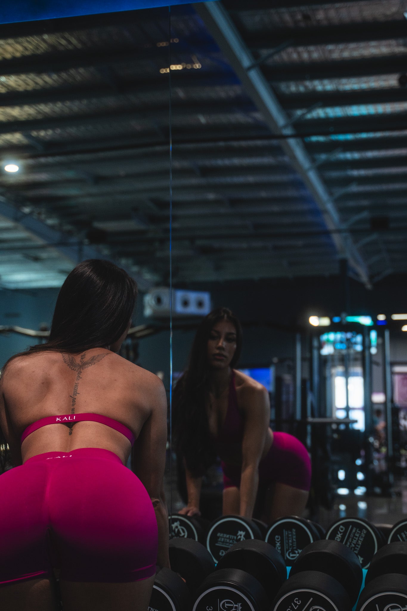 KALI BOOTY SHORTS - BERRY