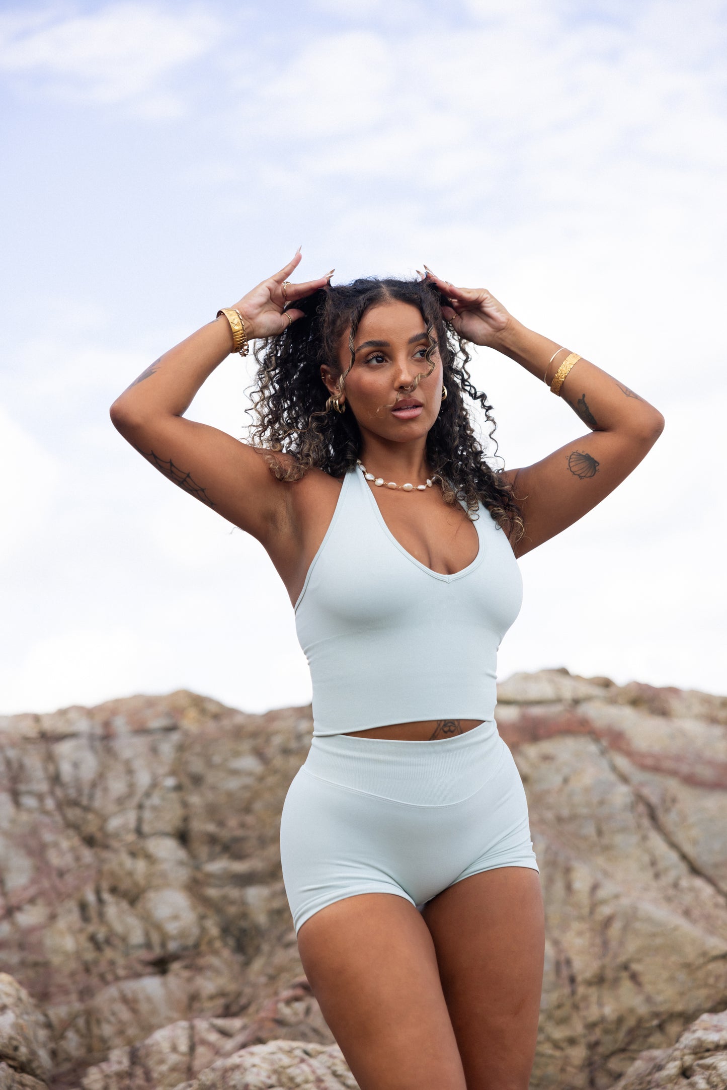 KALI BOOTY SHORTS - PISTACHIO