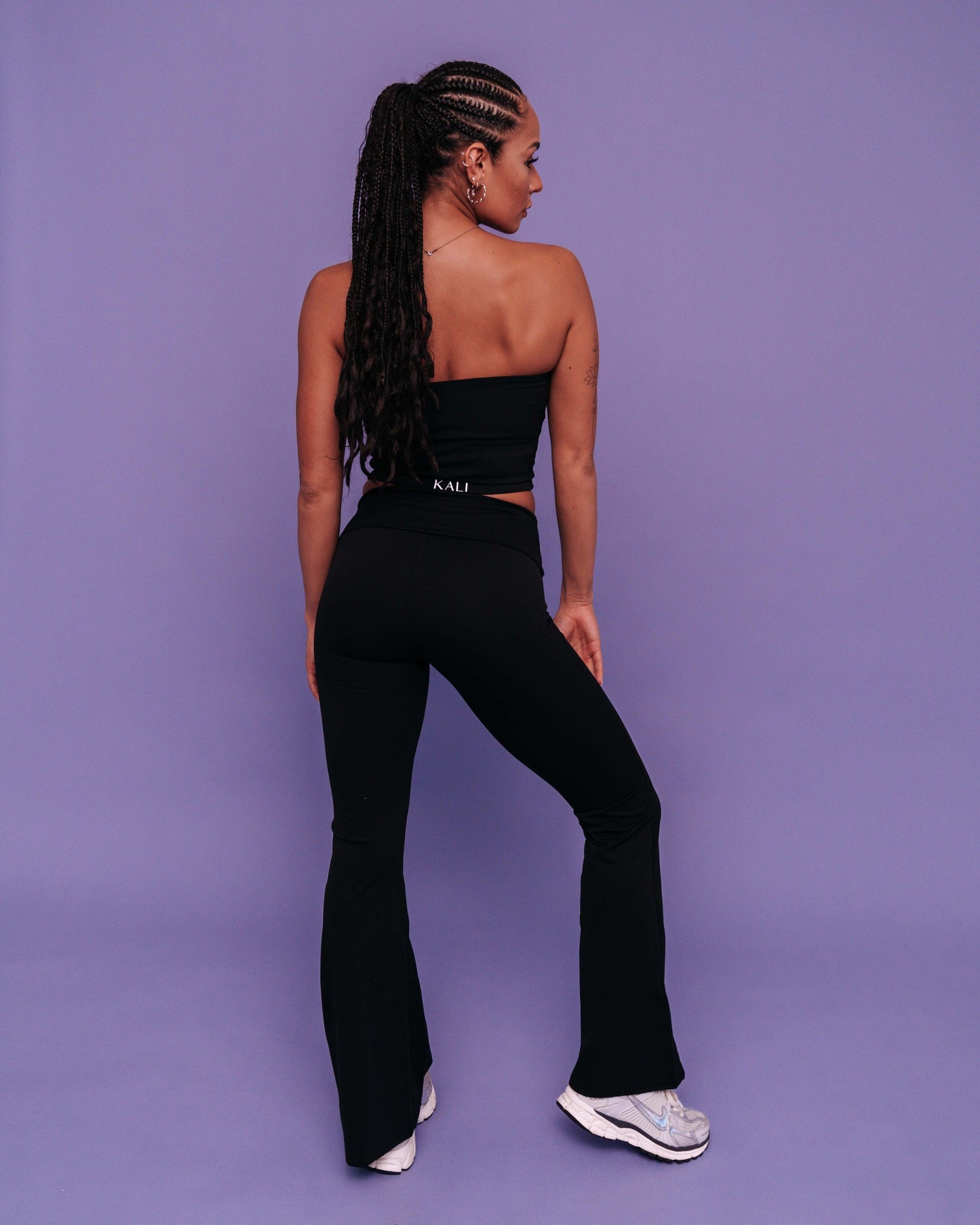KALI FLARES LEGGINGS - LIQOURICE